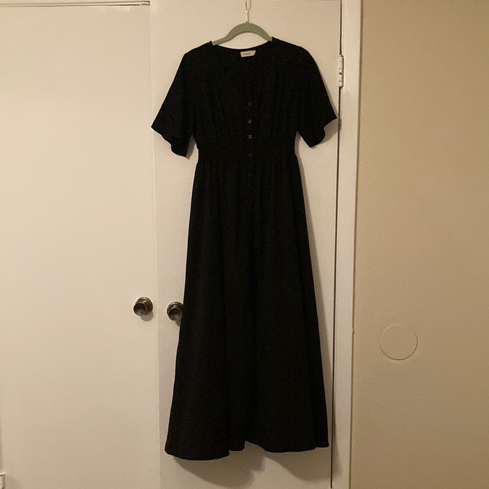 black button down flowy maxi dress